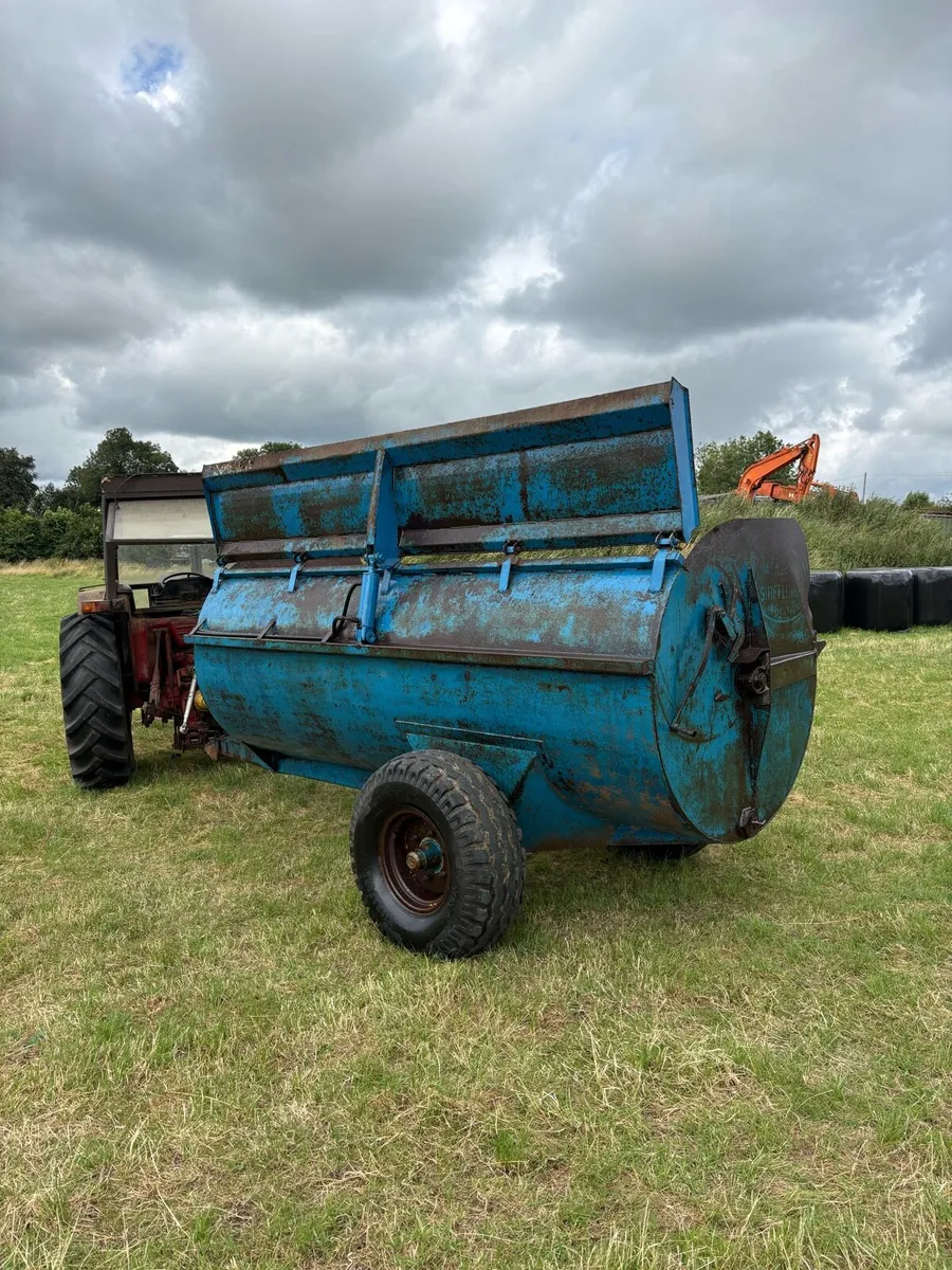 Kidd dung spreader - Image 1