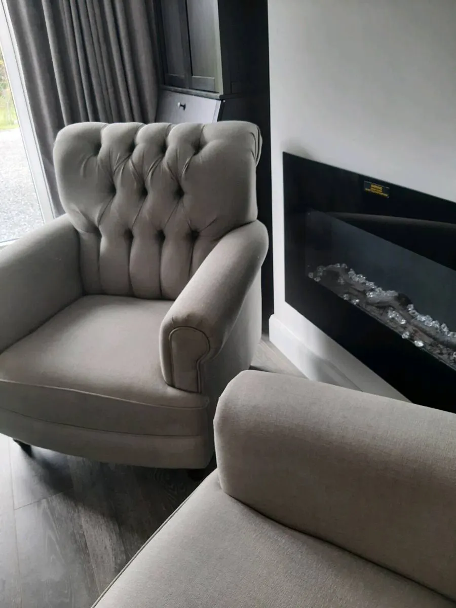 Quality Armchair - Image 1