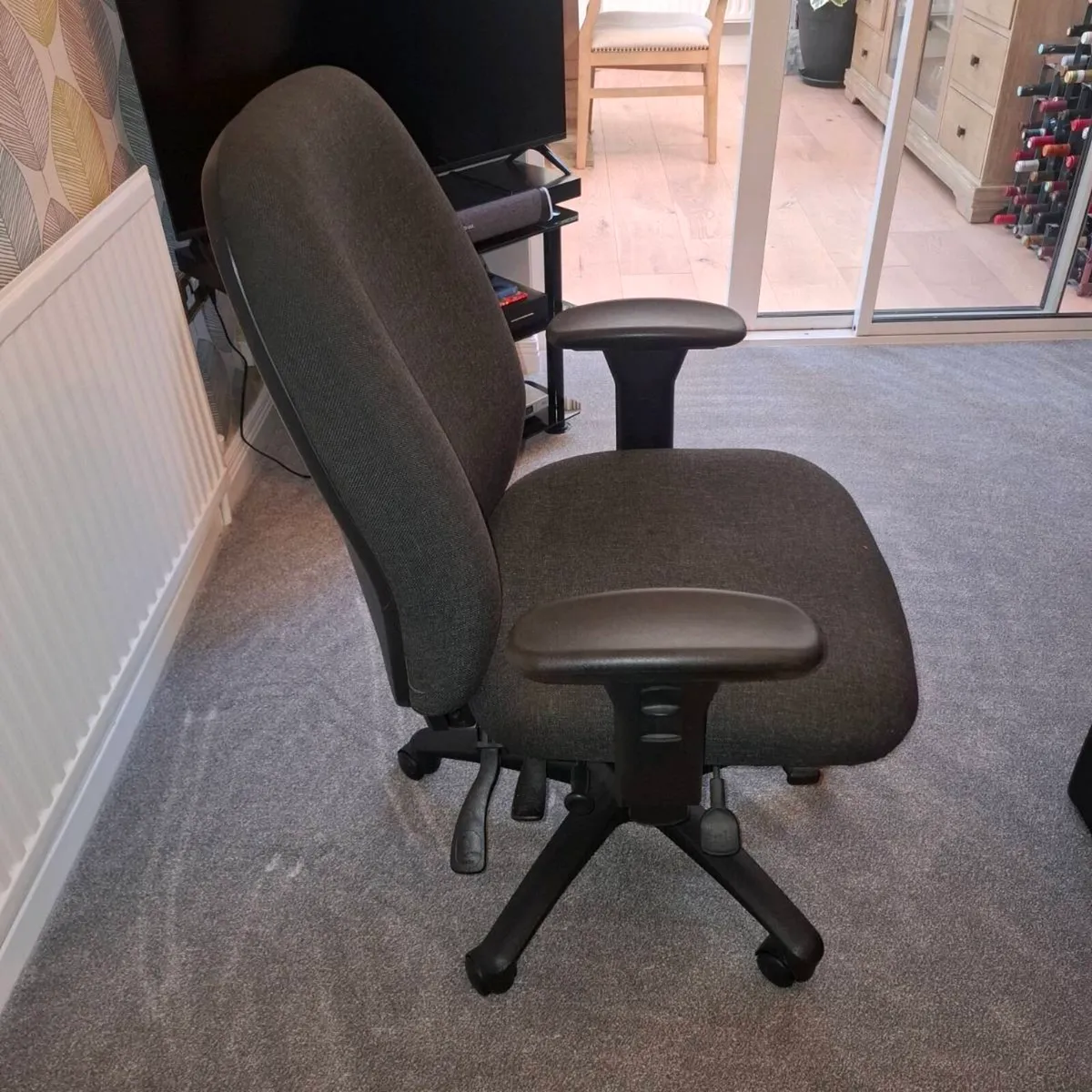 Office Chair - Image 3