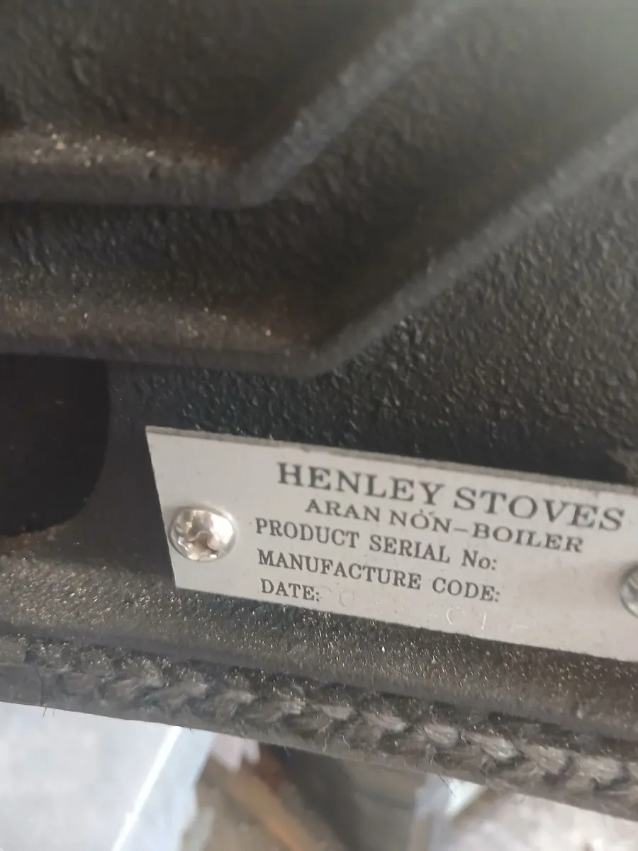 Henley Aran 6kw solid fuel stove - Image 2