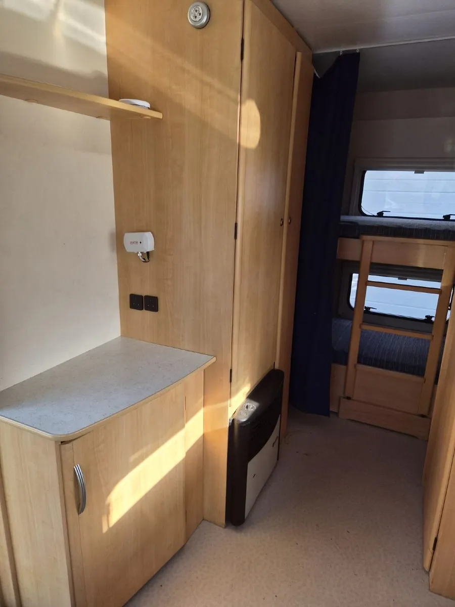 Sterkeman Starlett 445 CE Caravan - Image 4