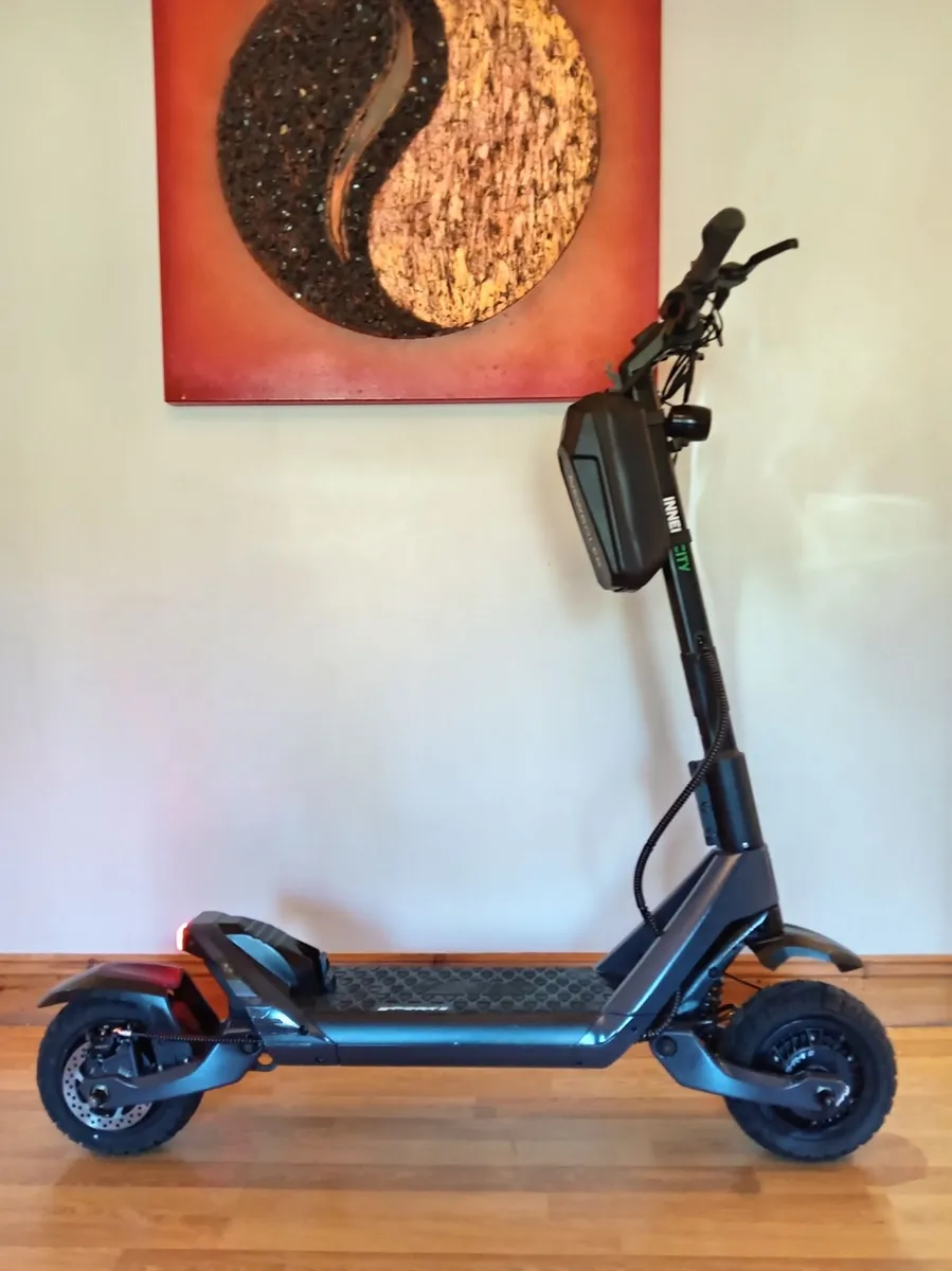 Inner City Grafter E-Scooter-Private Land Only - Image 4