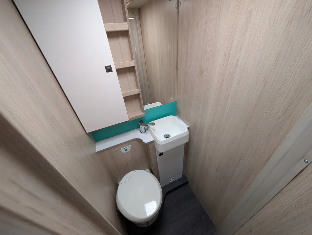 4 Berth Motorhome with 'Island Fixed' Bed *NI REG* - Image 4