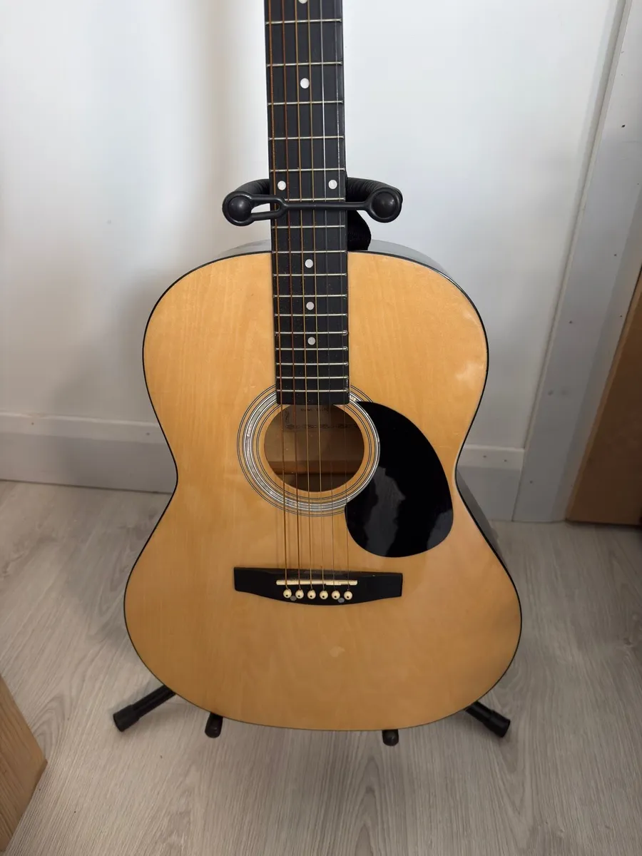 Guitar & Stand - Image 2