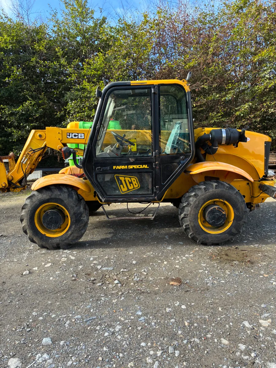 Jcb 520s - Image 1