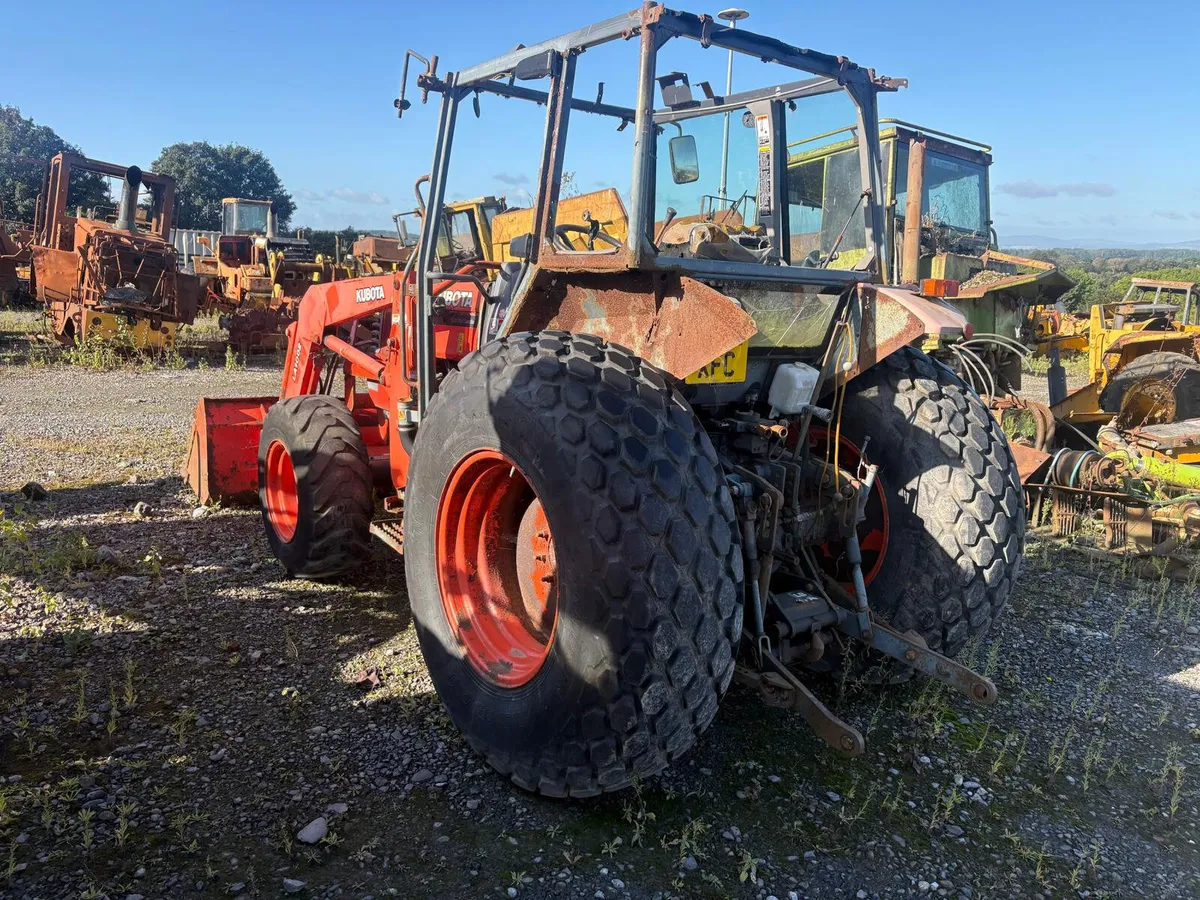 Kubota M7500 Tractor - Image 2