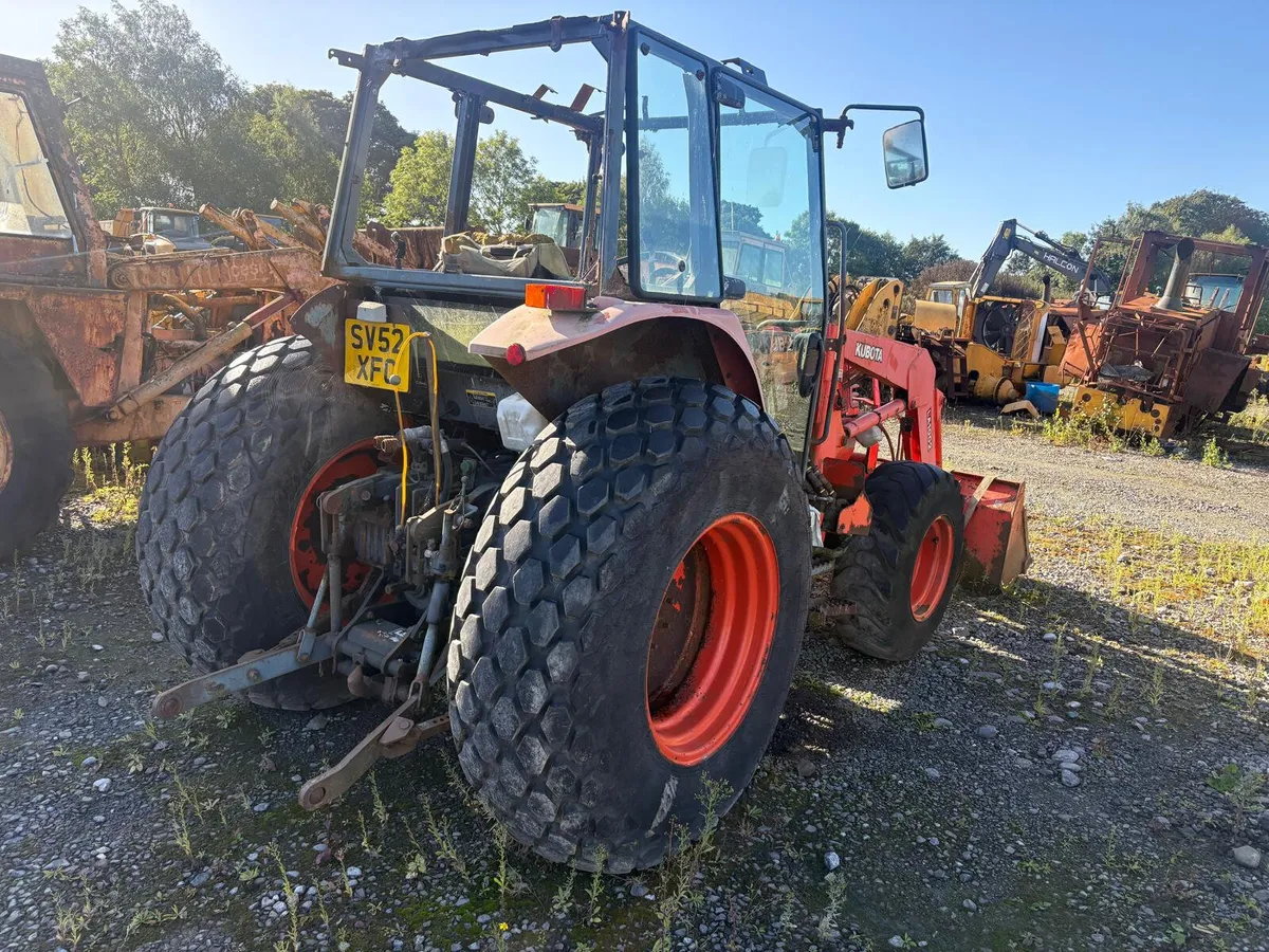 Kubota M7500 Tractor - Image 3