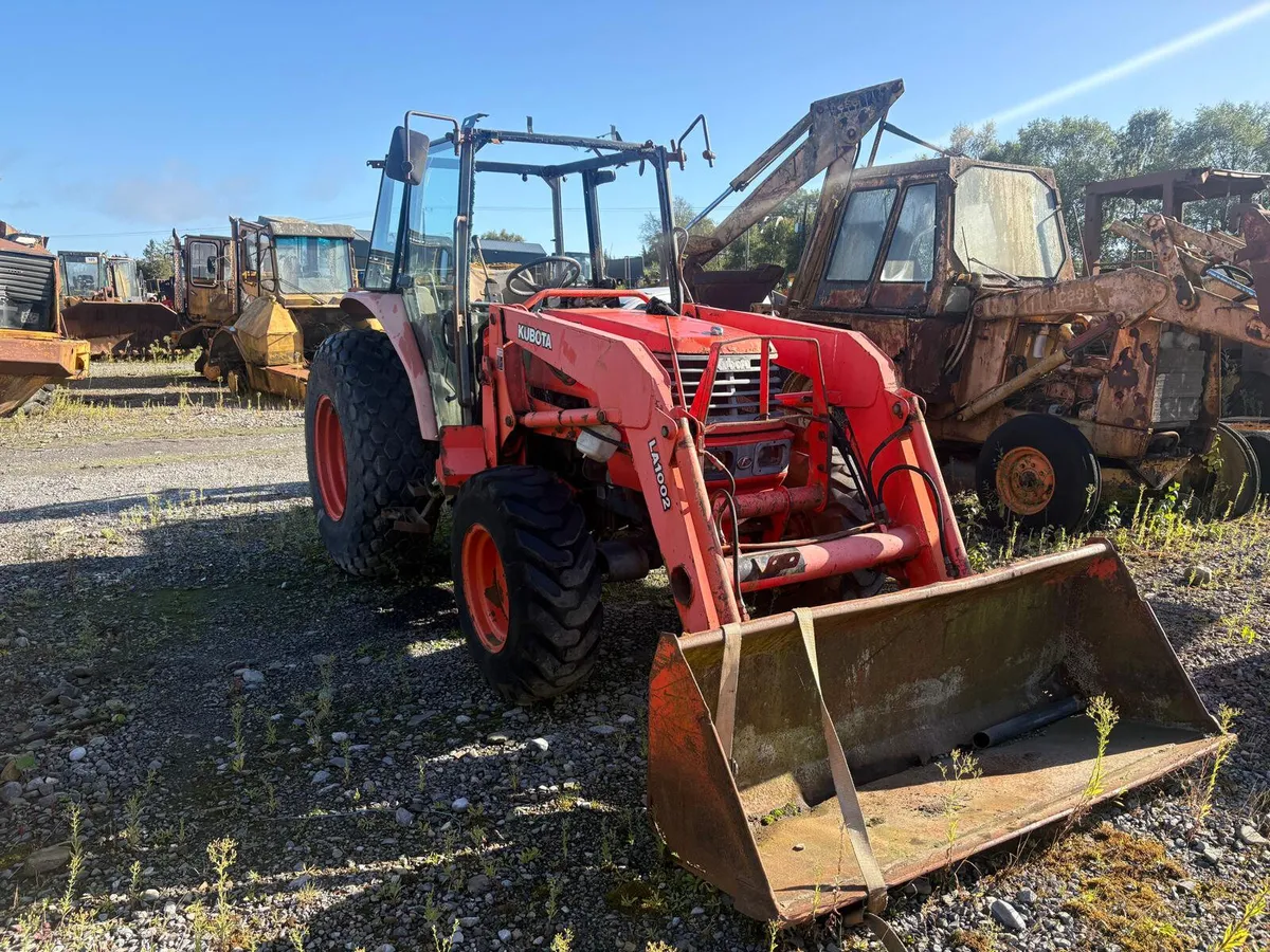 Kubota M7500 Tractor - Image 4