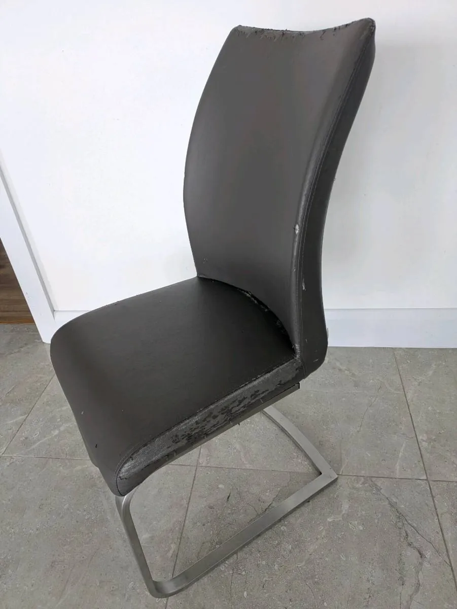 Dining chairs - Image 1