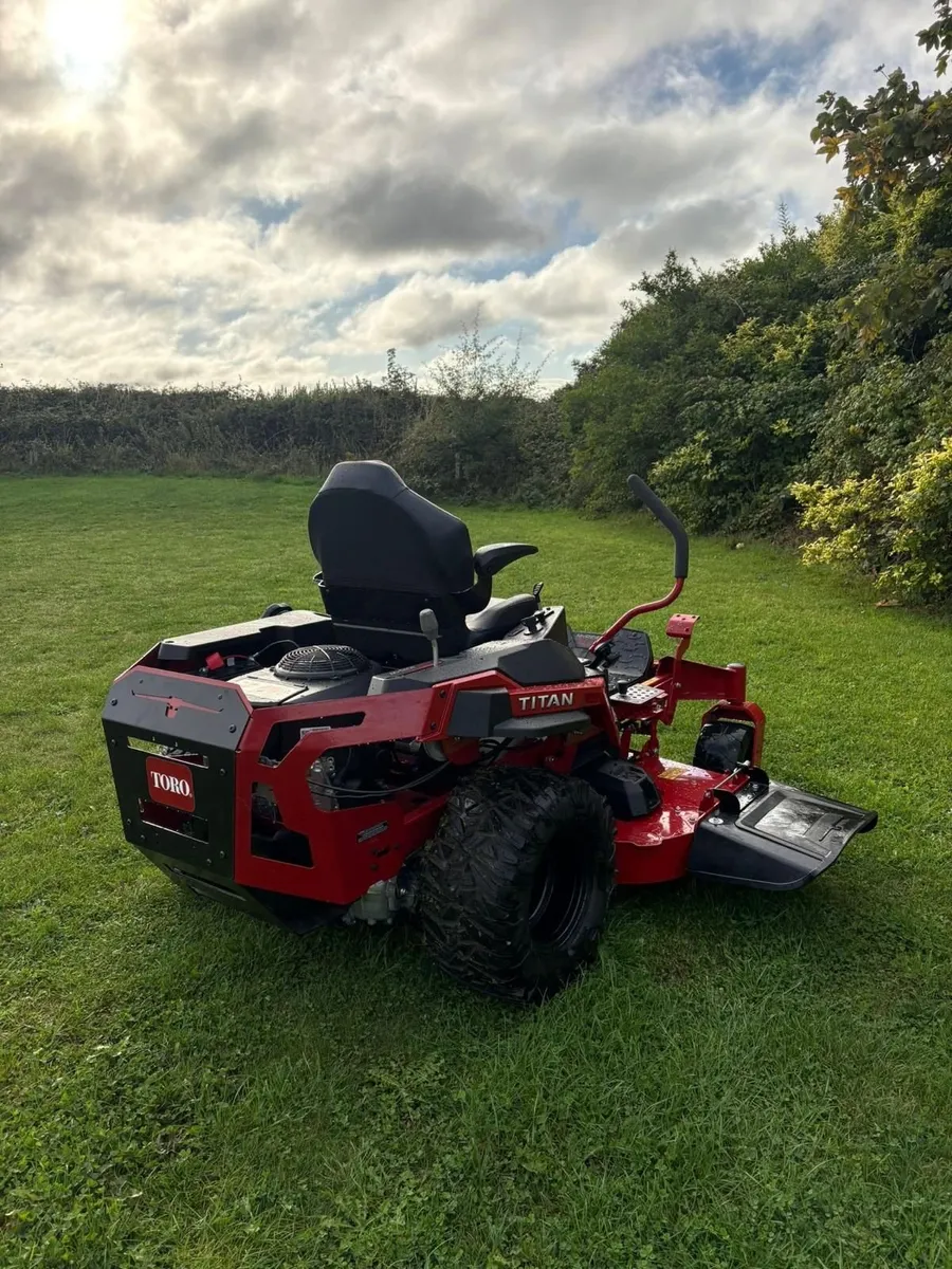 Toro ZXM6075 Zero turn mower - Image 2