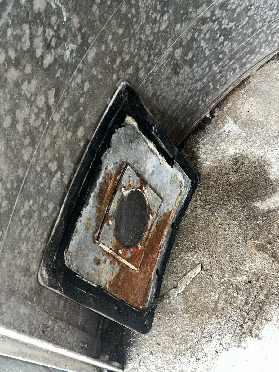 Meal Bin - Image 1