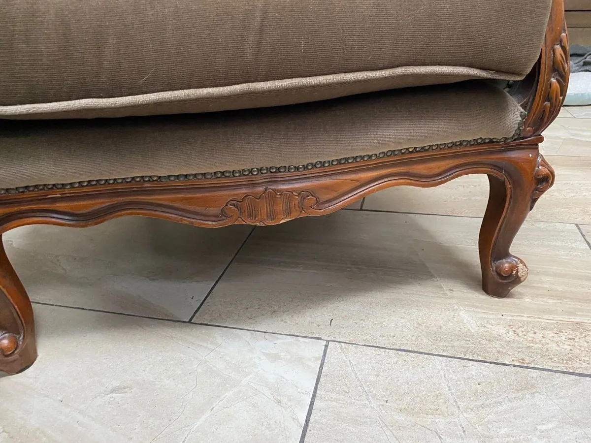 3 Piece Suite - couch & 2 chairs - Image 2