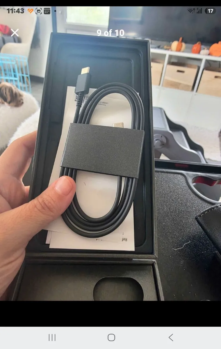 Samsung Galaxy Flip 7 phone (512) - Image 2