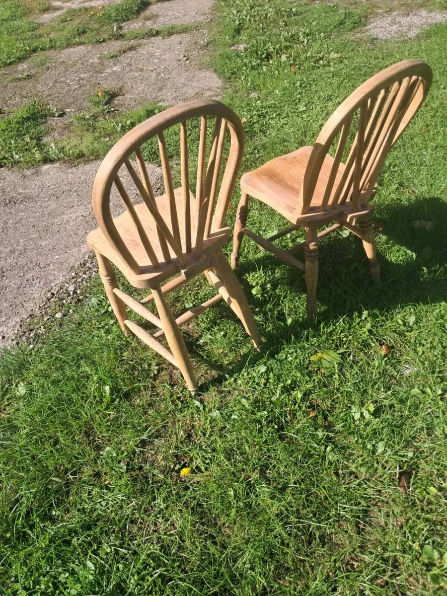 2 windsor kitchen chairs - Image 2
