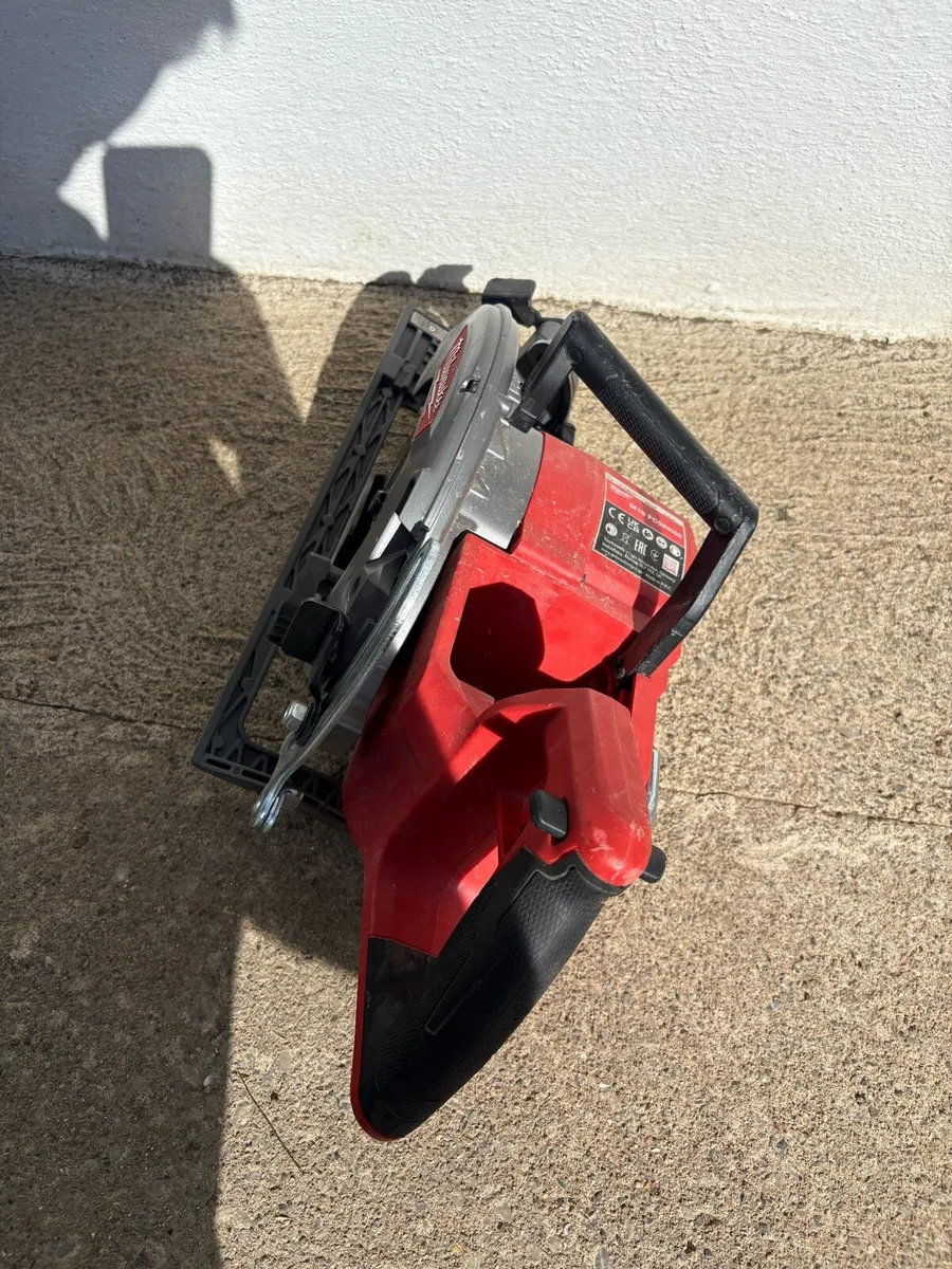 Milwaukee rear handle saw - Image 3