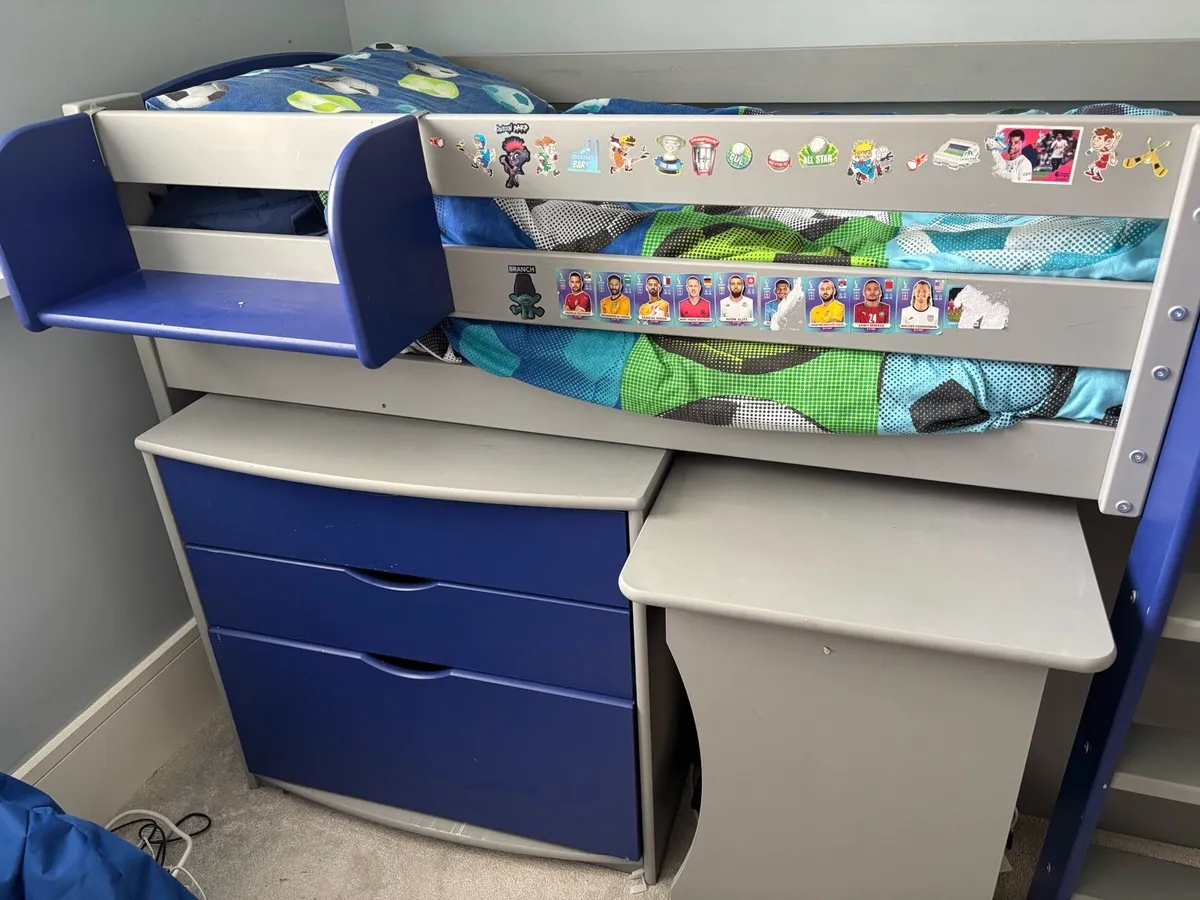 Kids bed mid sleeper - Image 4