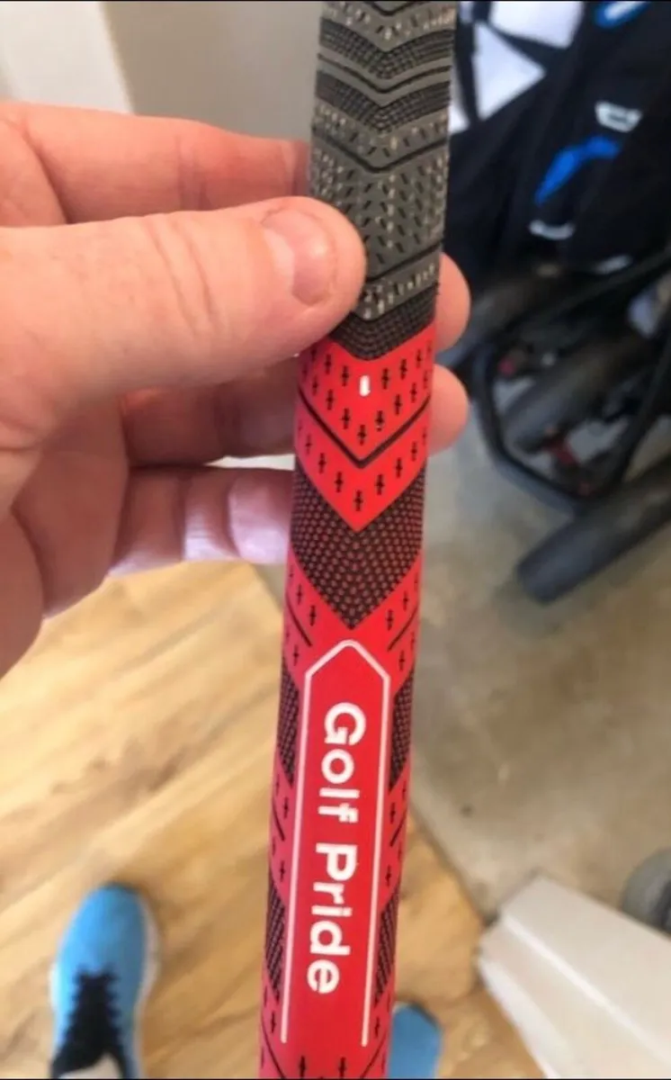 10 MIDSIZE Golf Pride Grips - Image 4