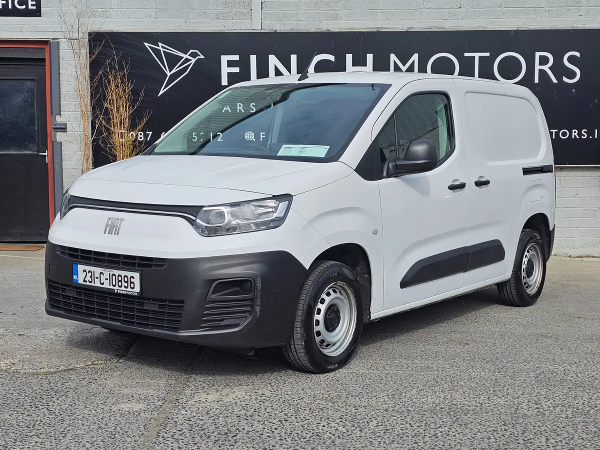 FIAT DOBLO PRO // 3 SEATS AIR CON - Image 3