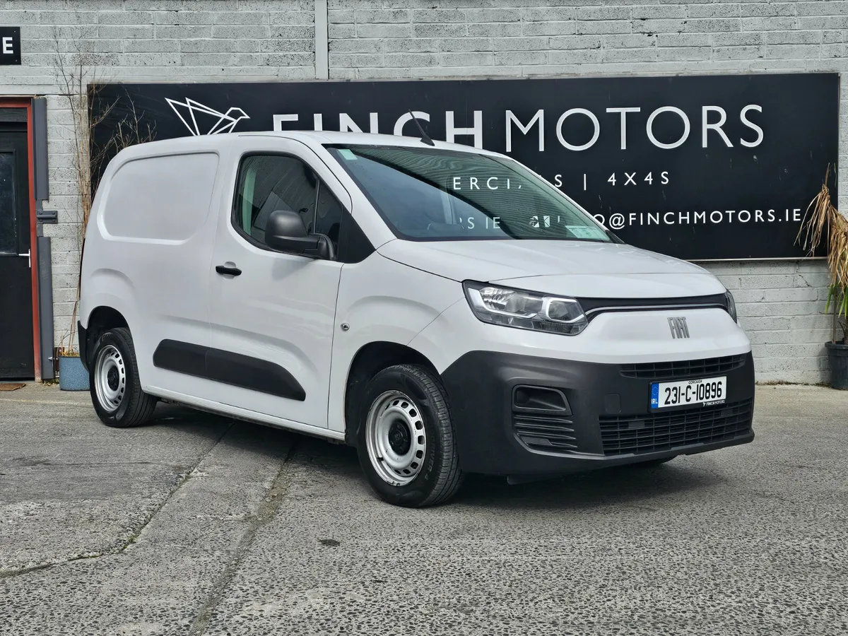 FIAT DOBLO PRO // 3 SEATS AIR CON - Image 1