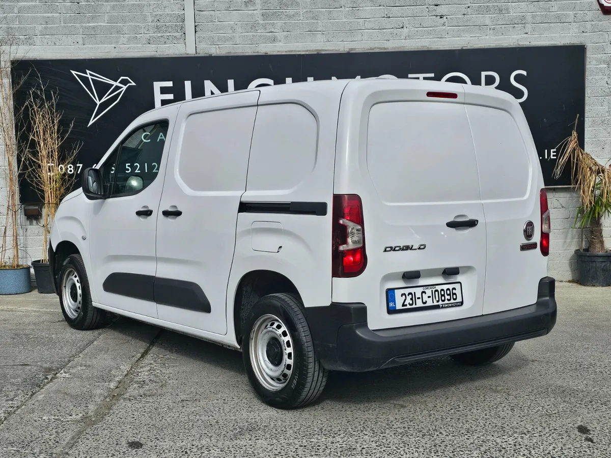 FIAT DOBLO PRO // 3 SEATS AIR CON - Image 4