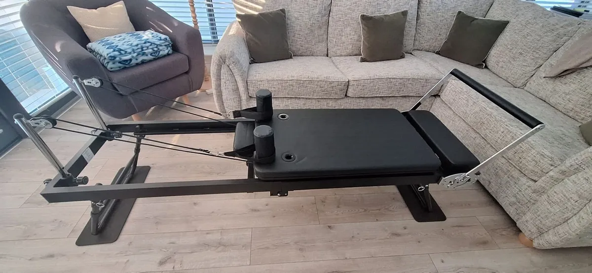 Reformer Pilates Machine - Image 1