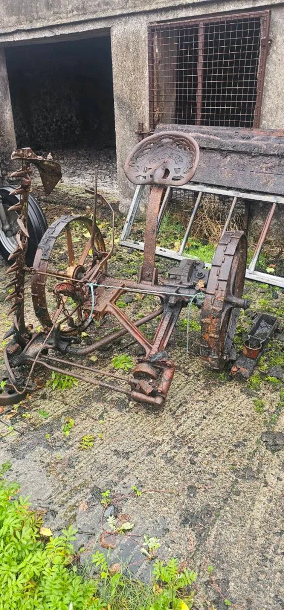 Vintage fingerboard mower - Image 1