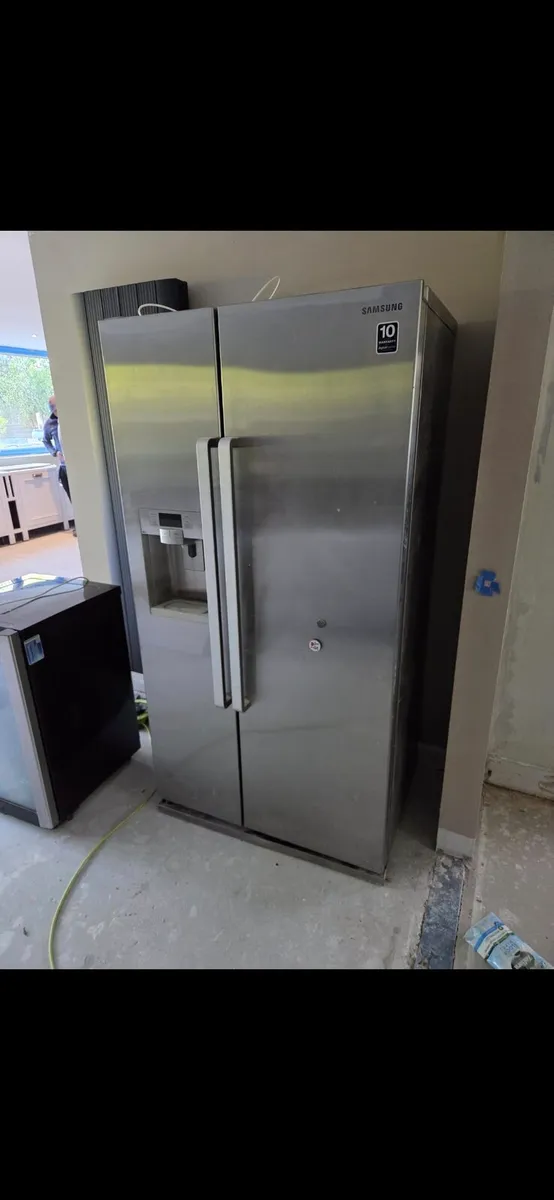 Samsung American fridge - Image 1