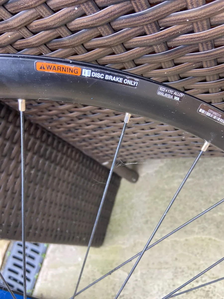 Shimano R/S. Bicycle. Wheels - Image 2