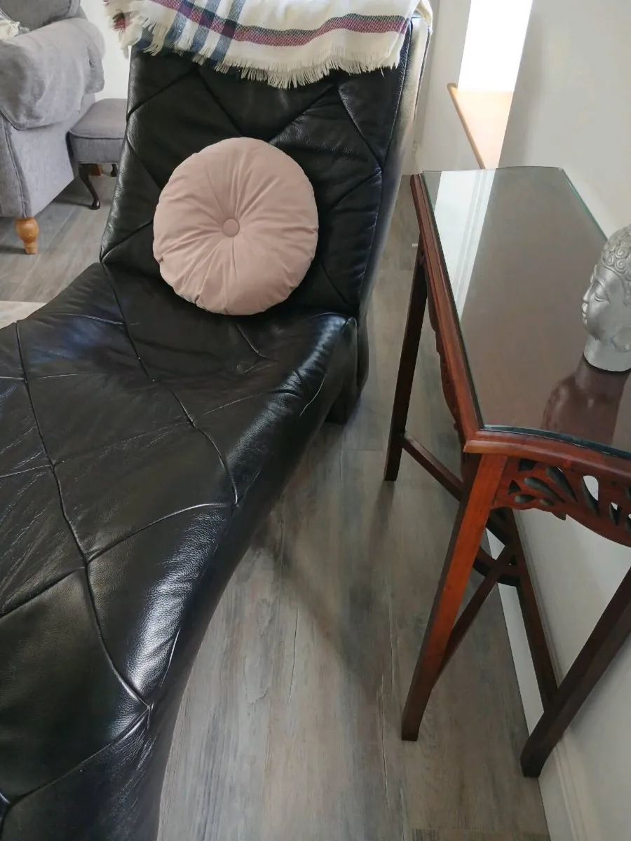 Leather Lounger chaise - Image 4