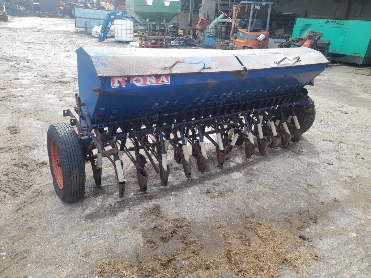 Fiona Seed Drill – for parts or restoration - Image 2