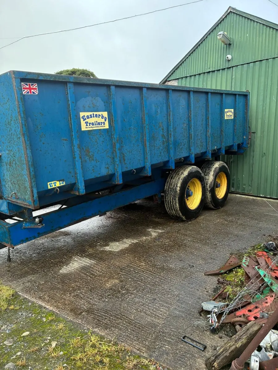 Grain trailer - Image 2