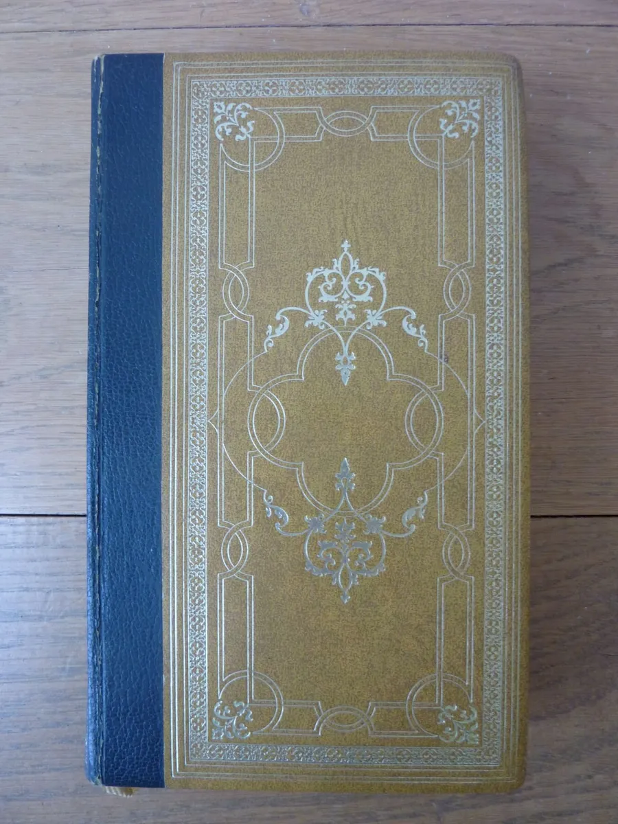 Charles Darwin book - Image 2