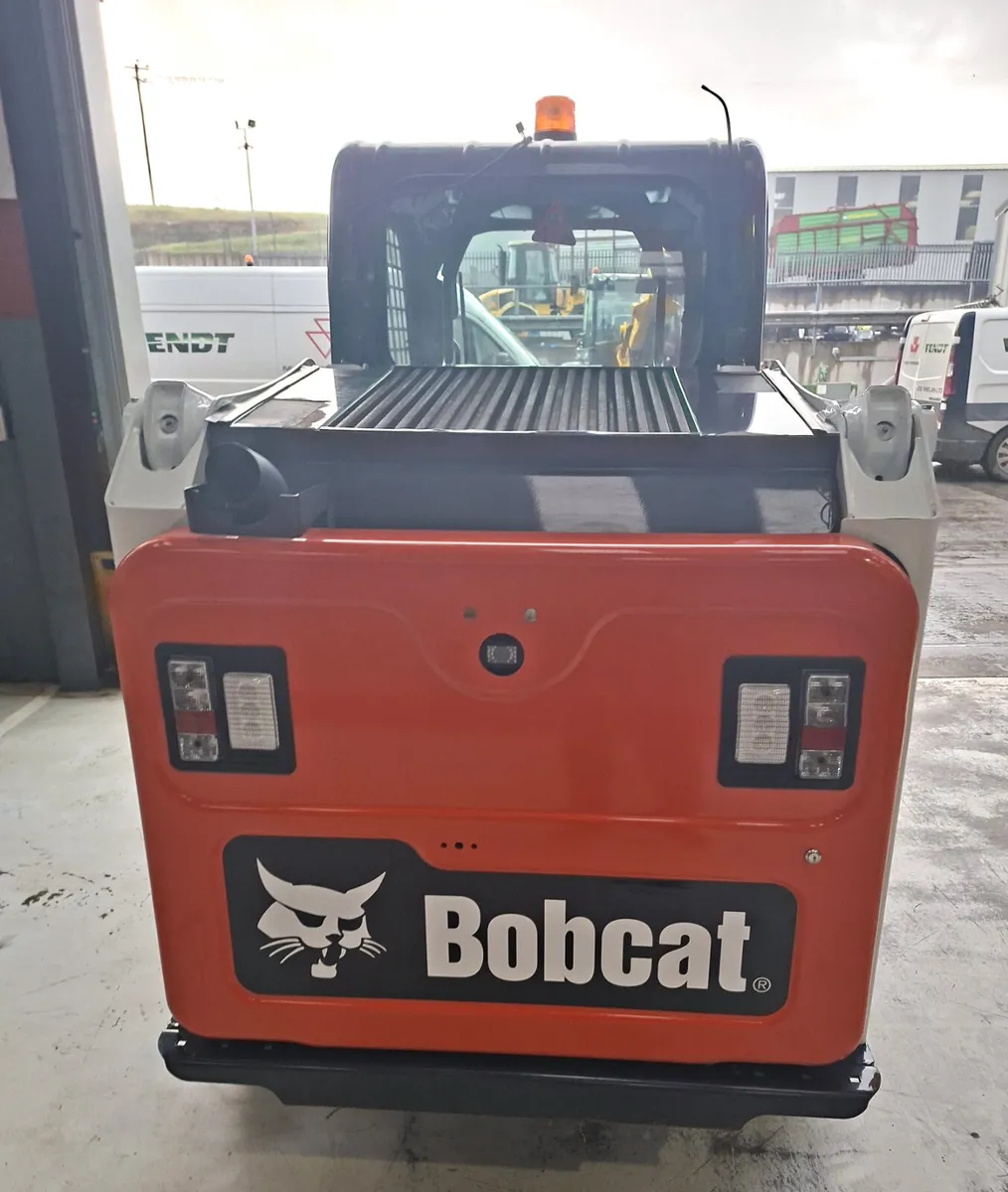 Bobcat Skidsteer - Image 3