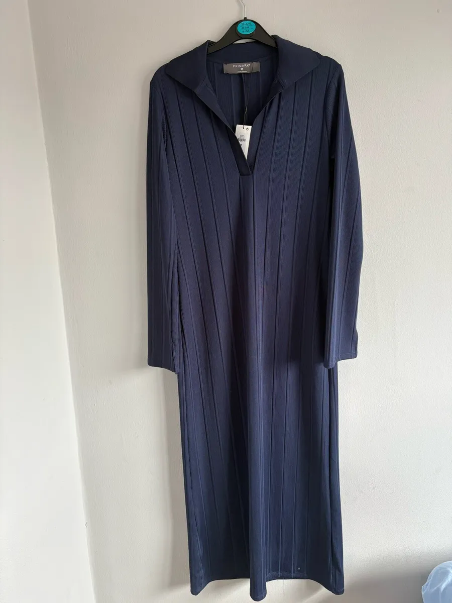 Ladies dress - Image 1