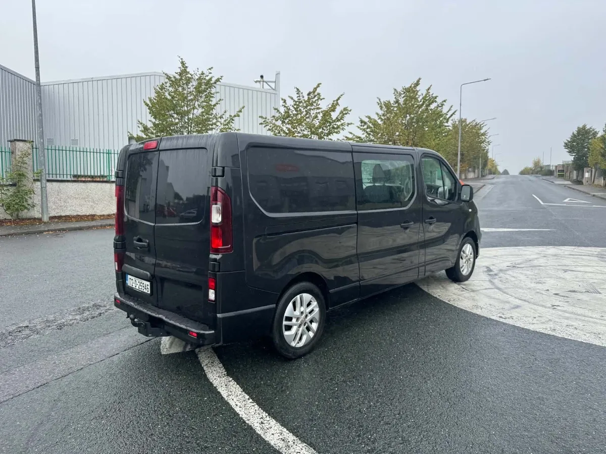 Vauxhall vivro crewcab - Image 4