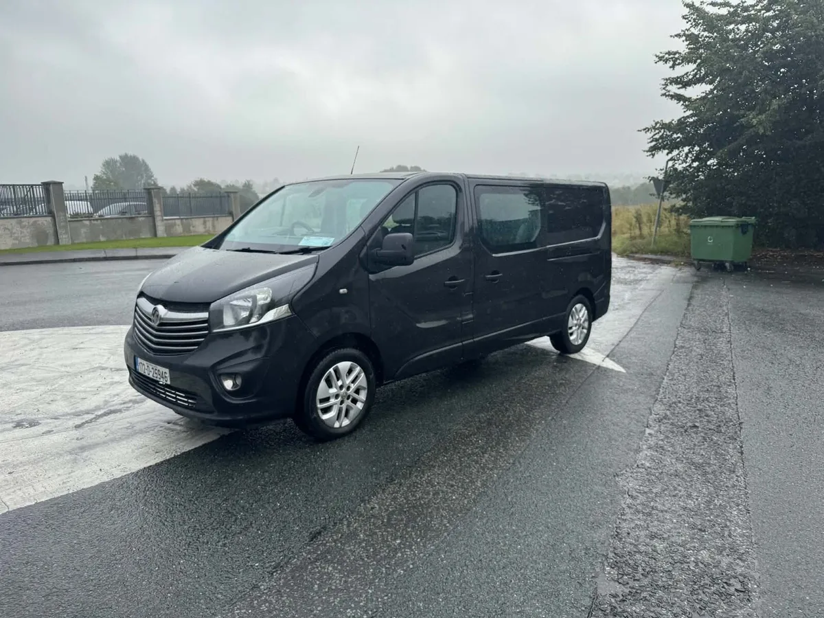 Vauxhall vivro crewcab - Image 1