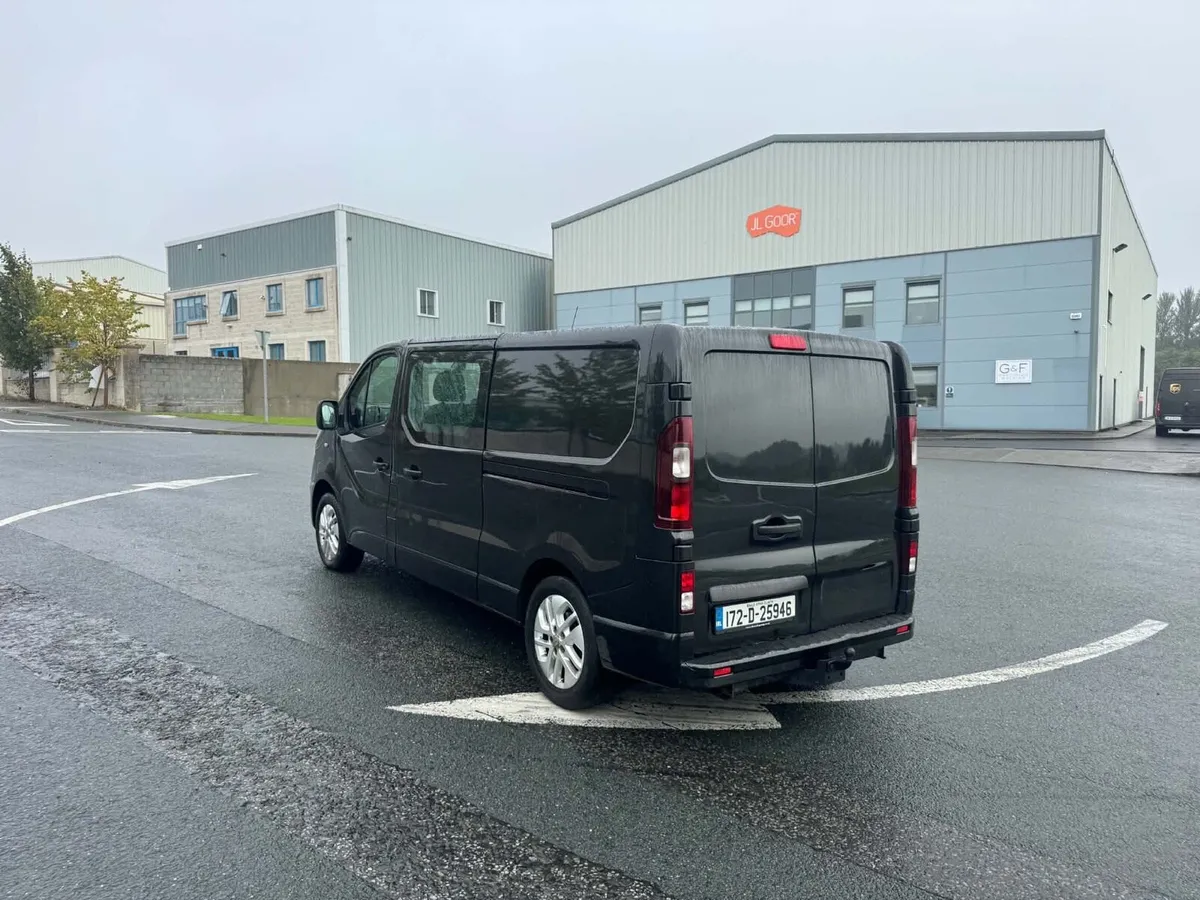 Vauxhall vivro crewcab - Image 3