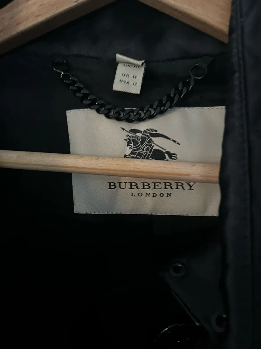 Burberry jacket - Image 3