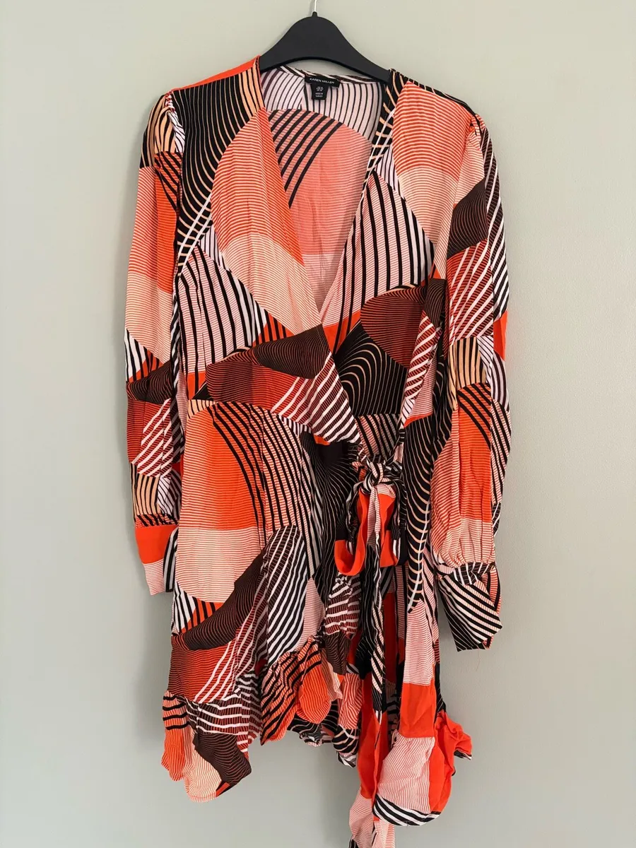 Ladies dress - Image 1