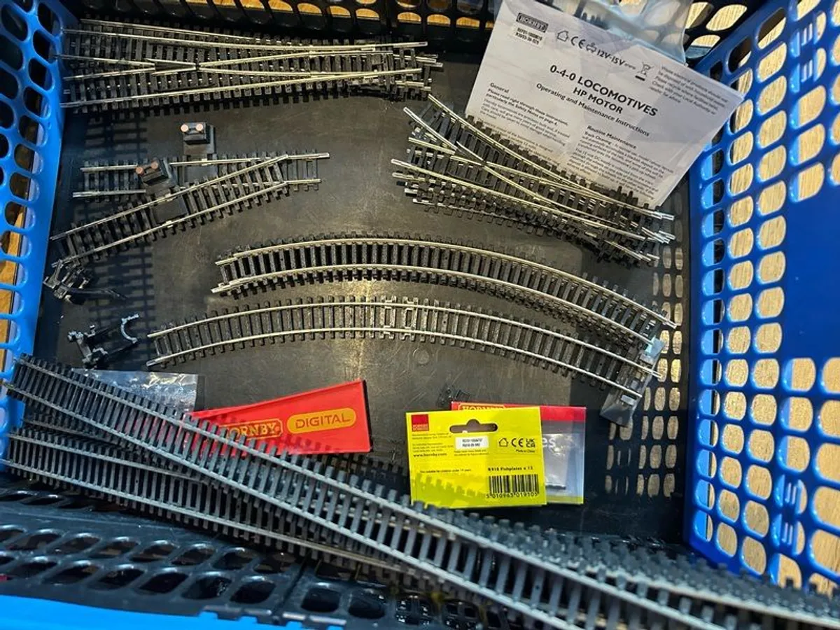 Hornby and Bachmann trains, track and controller - Image 4