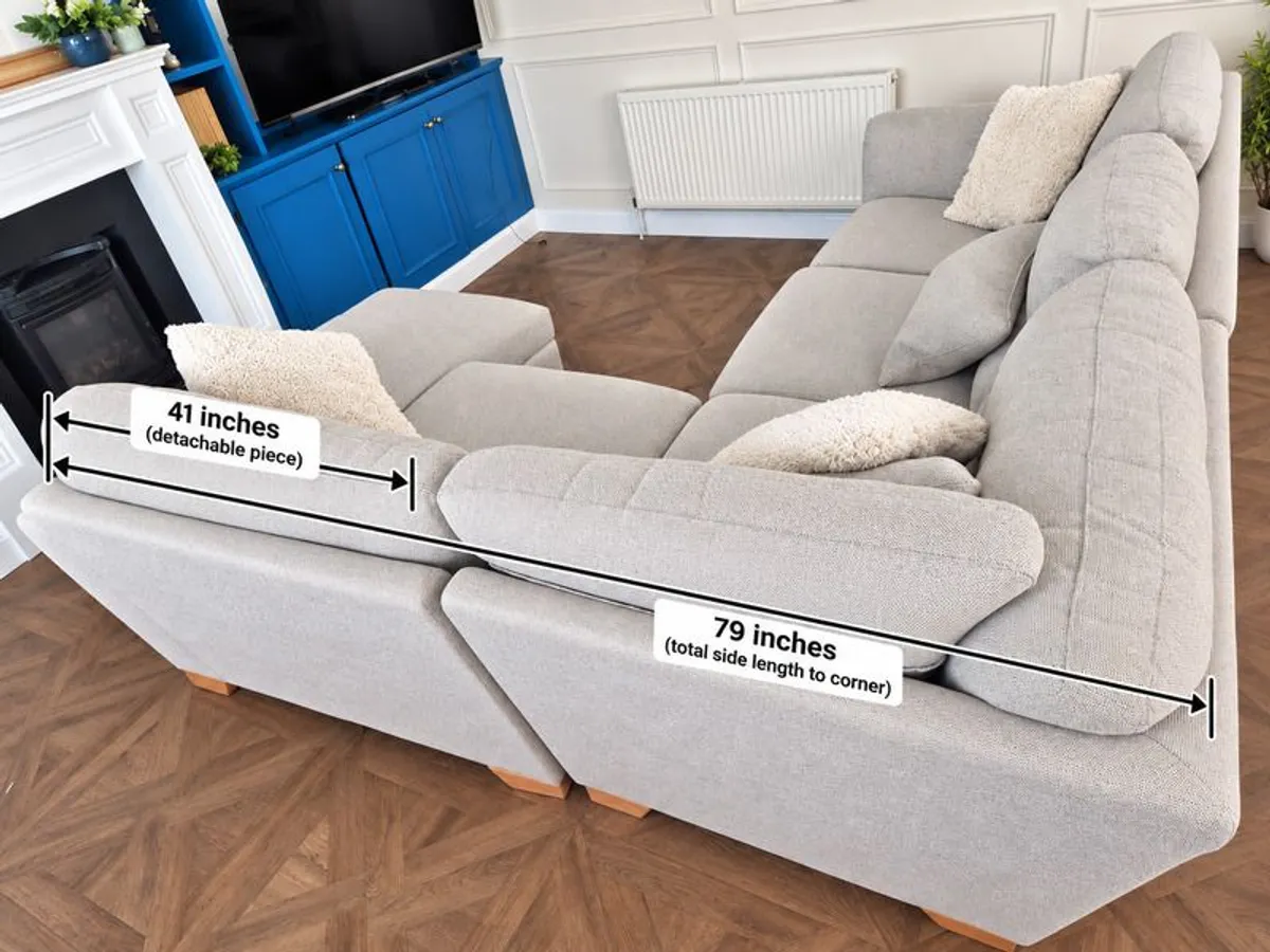 Couch - Image 2