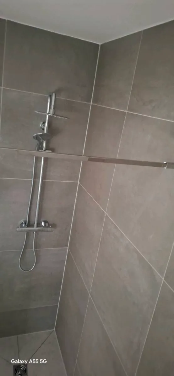Porcelain Wall Floor tiles 60x60 - Image 1