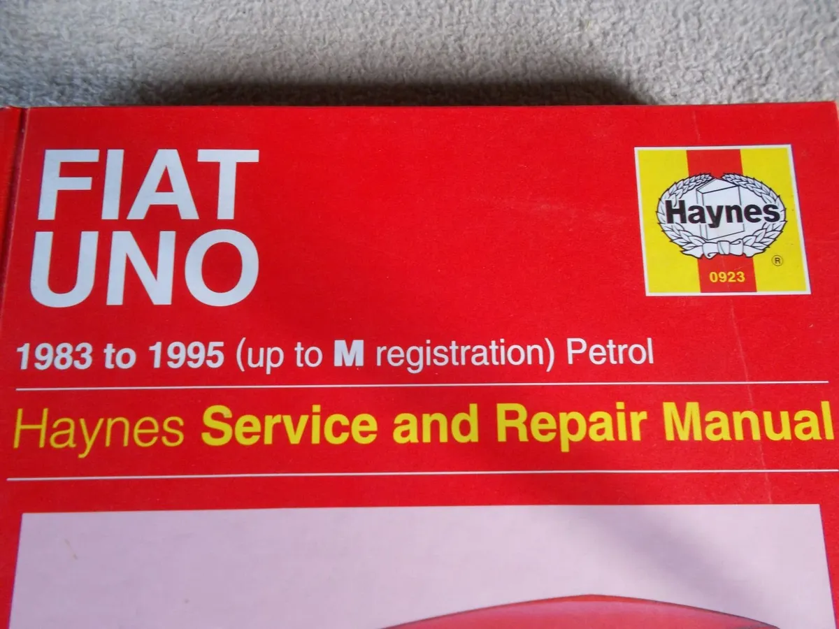 Two 'Hayes' Car Maintenance Books - Image 4