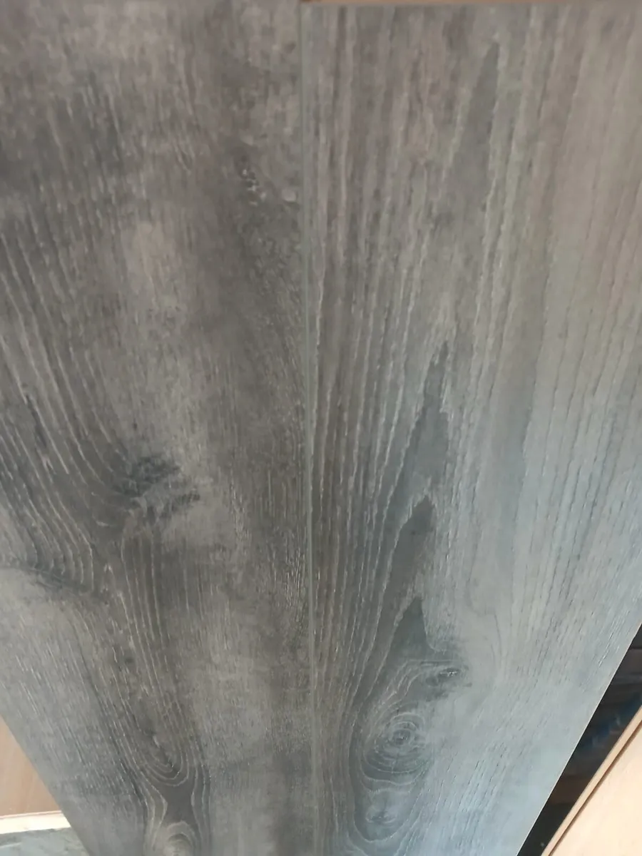 7mm Java Laminate flooring⊃ply&fit - Image 2