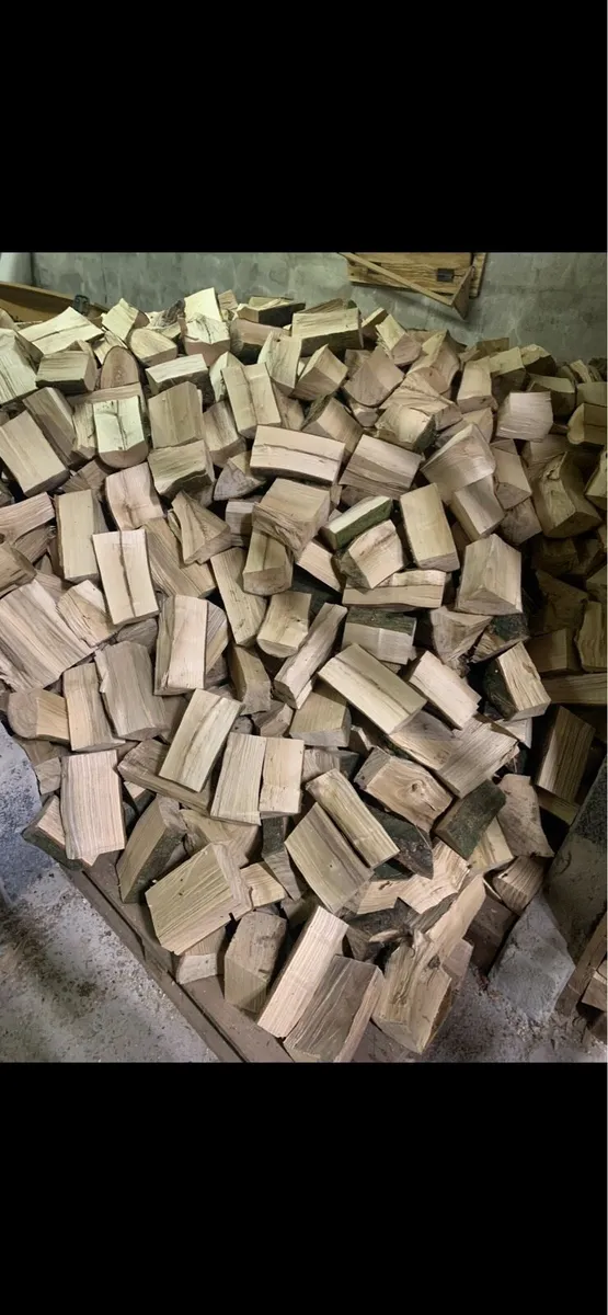 Trailor load of hardwood - Image 3