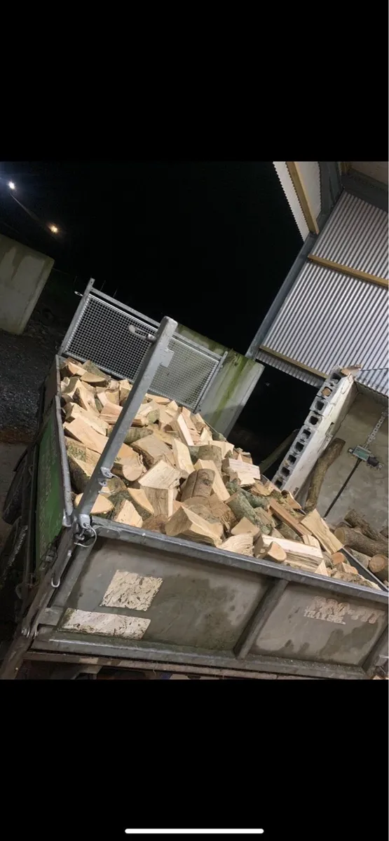 Trailor load of hardwood - Image 1