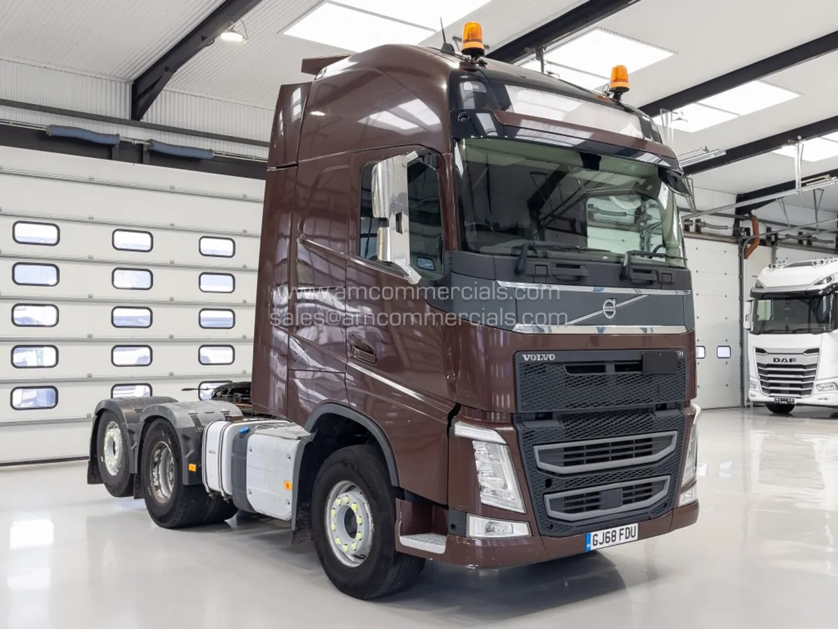 2018 VOLVO FH 500 GLOBETROTTER XL - Image 1