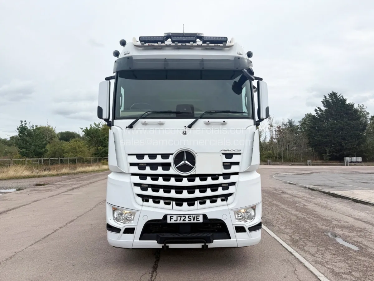 2022 MERCEDES BENZ AROCS 2551 BIG SPACE - Image 2
