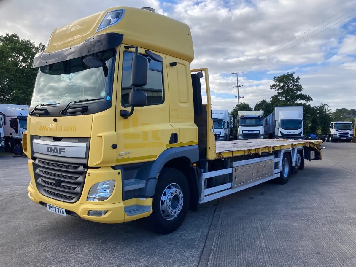 2017 Daf 6x2 sleeper cab MAC plant lorry - Image 2