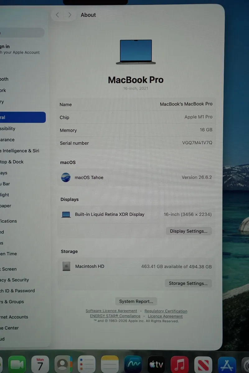 MacBook Pro 16" 2021 M1 Pro | 16GB | 512GB - Image 2